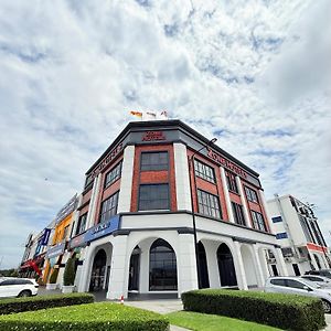 Zone Hotels, Eco Grandeur